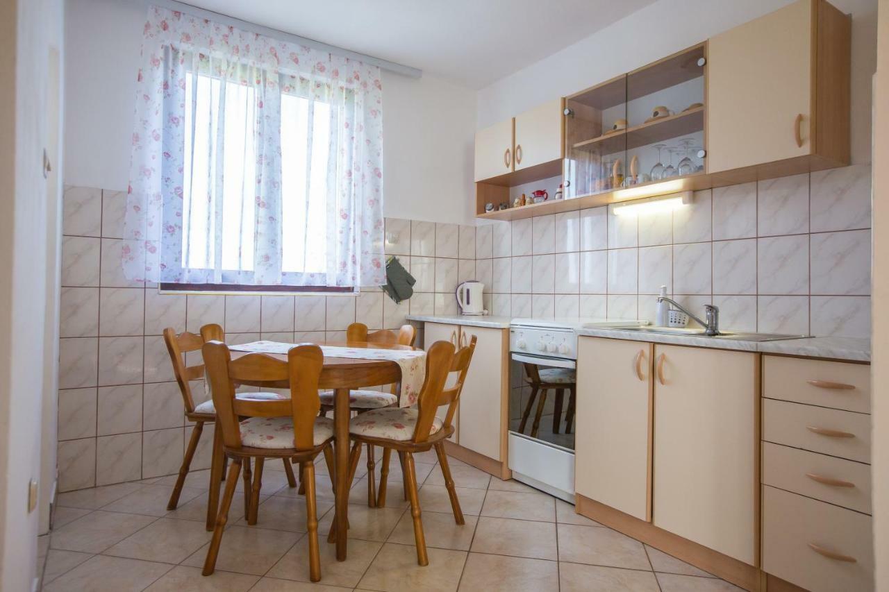 Apartment Zora - Guest House 奥古林 外观 照片