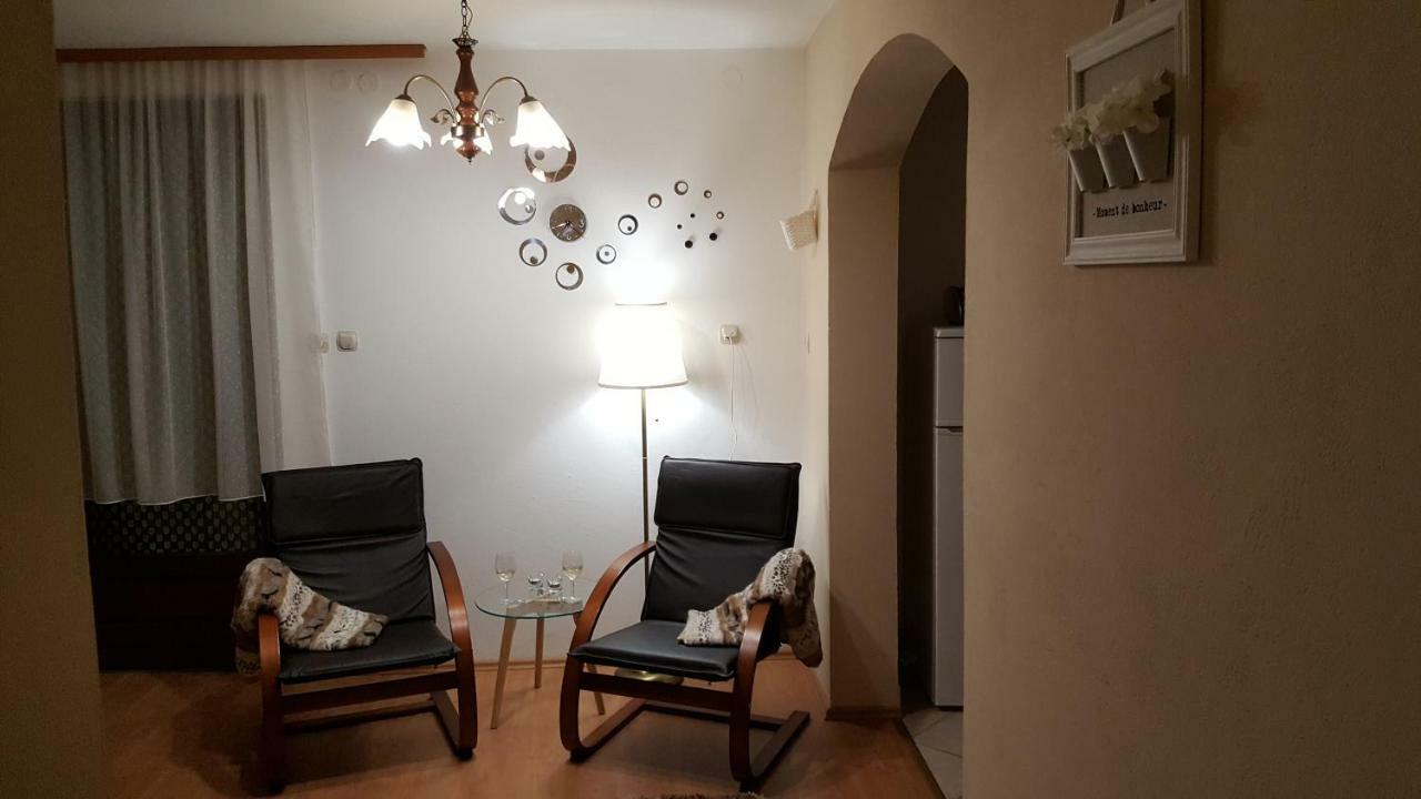 Apartment Zora - Guest House 奥古林 外观 照片